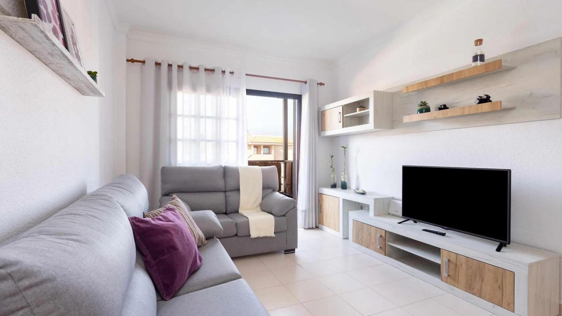 Agradable Piso Con Piscina & Playa Terraza Y Wifi Apartment Costa Del Silencio Spain