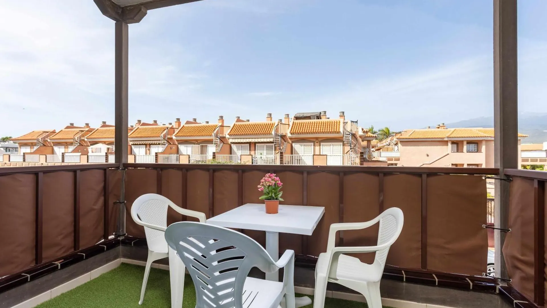 Agradable Piso Con Piscina & Playa Terraza Y Wifi Apartment Costa Del Silencio